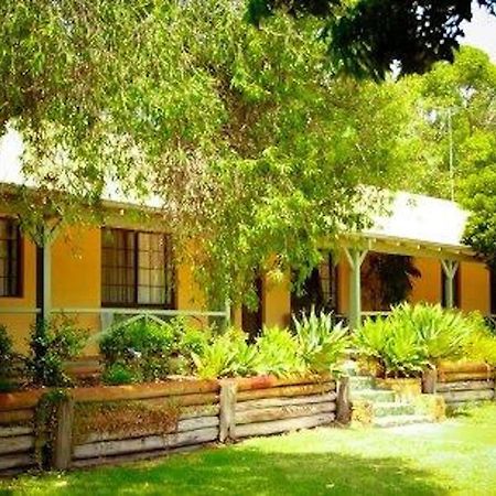 Ravenswood Hotel Εξωτερικό φωτογραφία