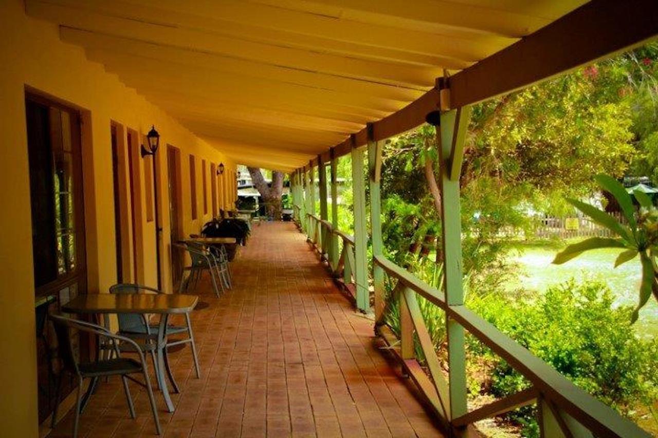 Ravenswood Hotel Εξωτερικό φωτογραφία
